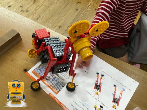 ヒューマンアカデミーロボット教室で小学生が作ったロボット